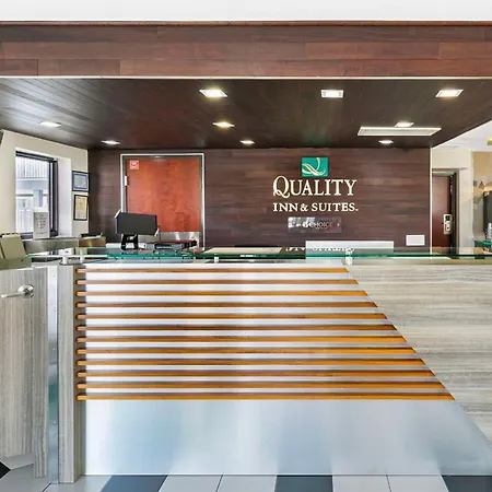 Quality Inn & Suites Sacramento Downtown Area-3