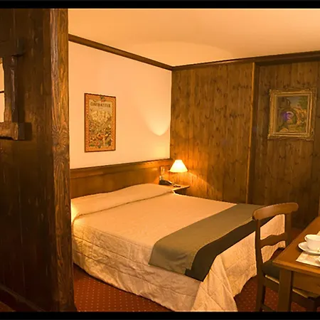 Hotel Dei Camosci-3