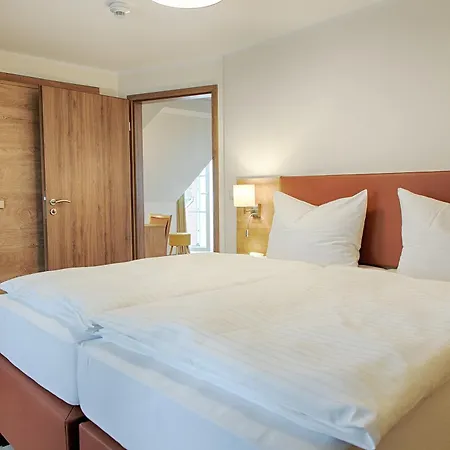 Hotel Dirks am Schloss-3