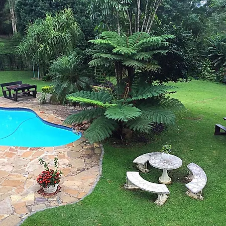 Warrens Guest House-3