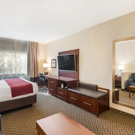 Comfort Inn Fort Morgan-3