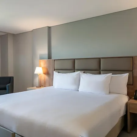 Hilton Garden Inn Cali Ciudad Jardin-3