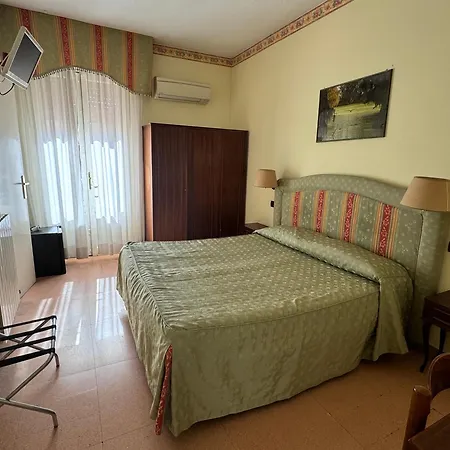 Hotel Ely-3