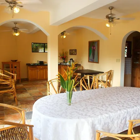 Coral House Inn-3