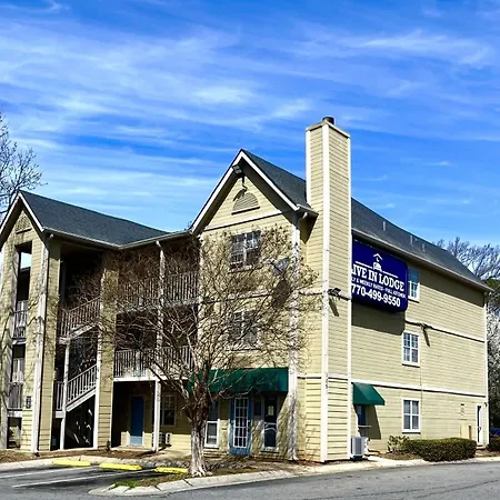 Live In Lodge Marietta-3