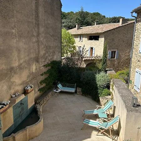Aux Deux Fontaines - Au coeur de la Provence-3