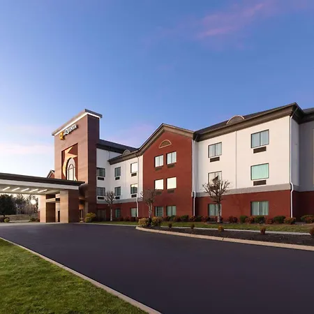 La Quinta By Wyndham Loudon-3