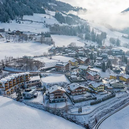 Alpenparks Hotel & Apartment Alpendorf-2