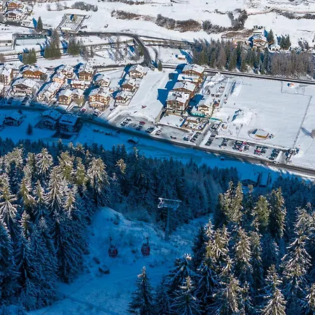Nira Mountain Resort Futura-2