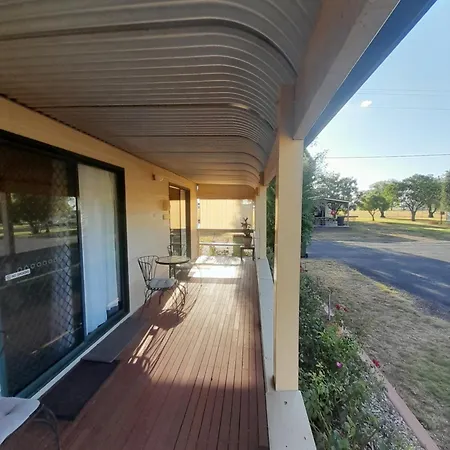 Narromine Aerodrome Tourist Park And Motel-2