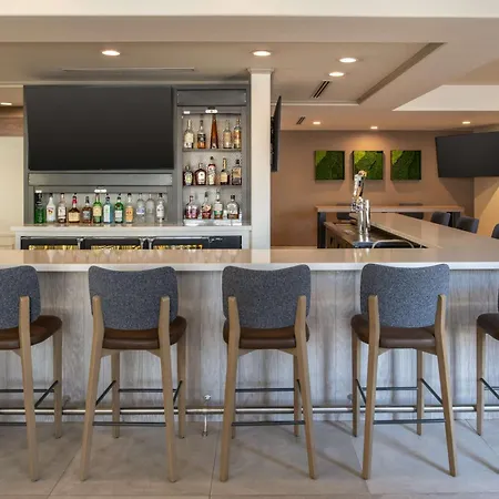 Hilton Garden Inn Fontana-3