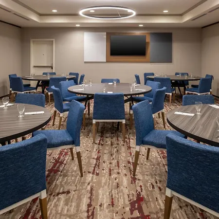 Hilton Garden Inn Fontana-2
