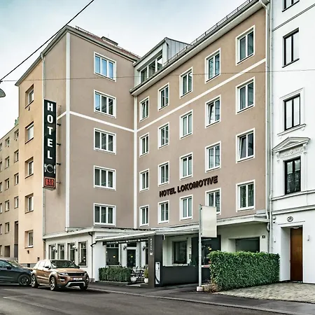 Hotel Lokomotive-2