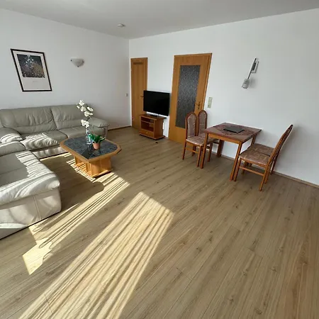 HAUS USEDOM Ferienwohnanlage mit Frühstücks-Restaurant gegenüber im Seeschlösschen-3