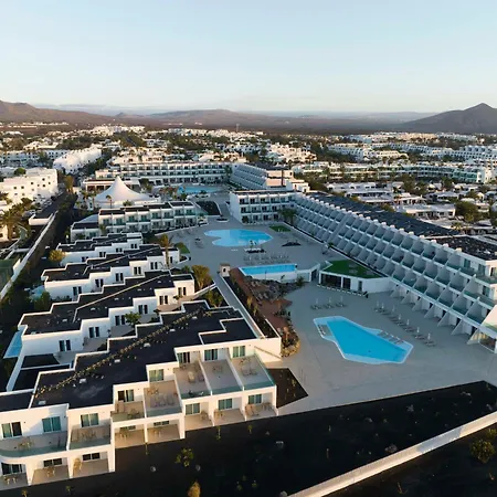 Radisson Blu Resort, Lanzarote Adults Only-2