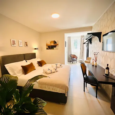 Lucentum-2