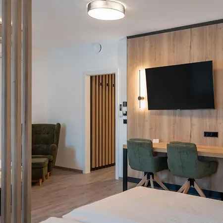 City Hotel Stockerau-3