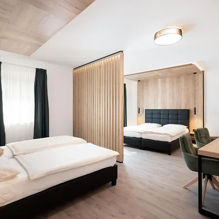 City Hotel Stockerau-3
