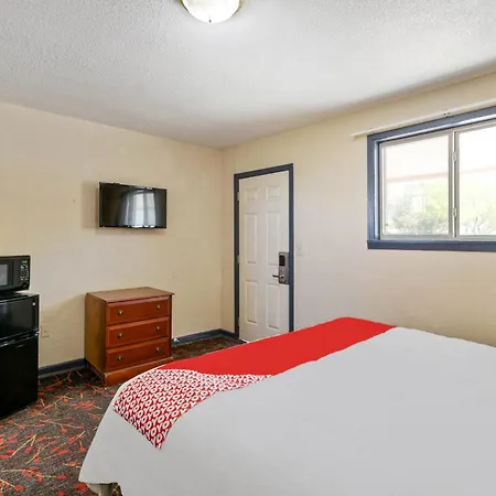Oyo Hotel Luling Tx Downtown I-10/Us-90-2