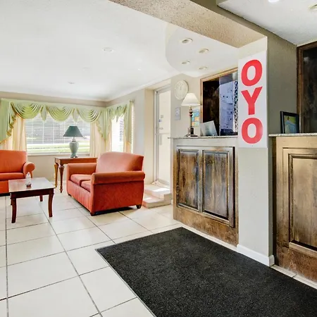 Oyo Hotel Douglas Ga Us-441-3