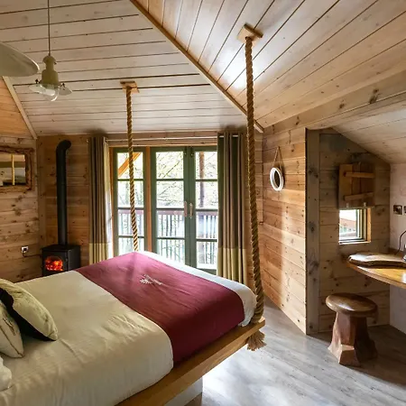 Deerpark Cabins, Cornwall - Forest Holidays-3