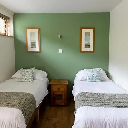 Deerpark Cabins, Cornwall - Forest Holidays-2