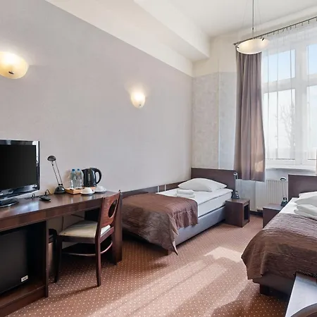 Hotel Diament Economy Gliwice-3