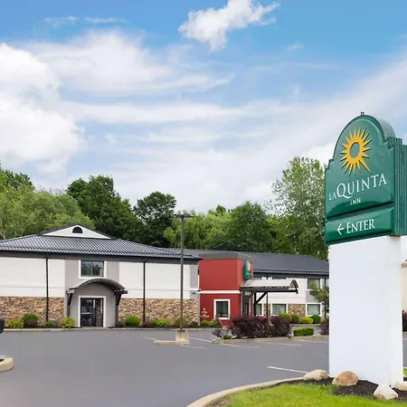 La Quinta Inn By Wyndham Buffalo Airport-2