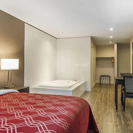 Econo Lodge Inn & Suites-2