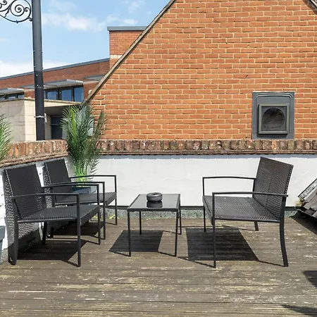 The Red Lion Hotel-2