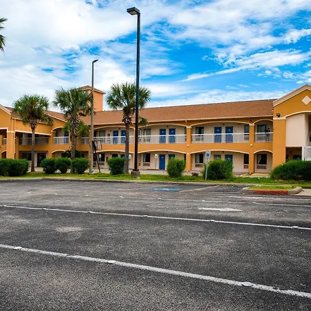 Island Inn By Oyo Galveston Beach, Tx-3