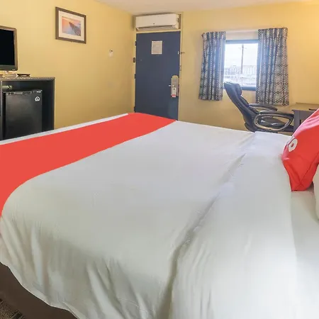 Oyo Hotel Knoxville Tn Cedar Bluff I-40-3