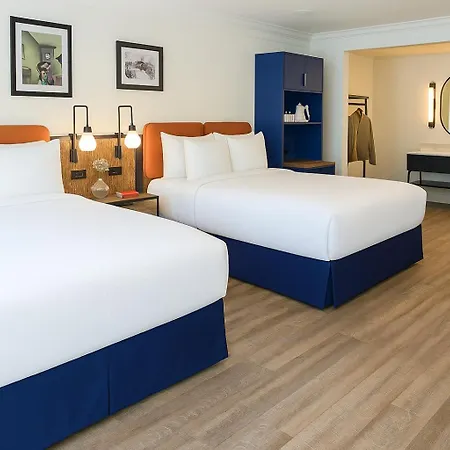 The Woodrose- Newly Renovated-3