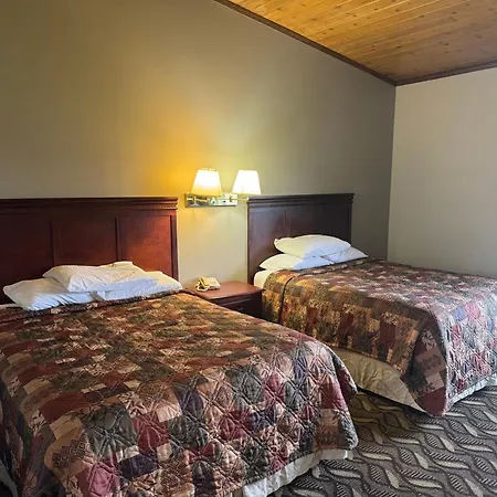 Town & Country Motel-3