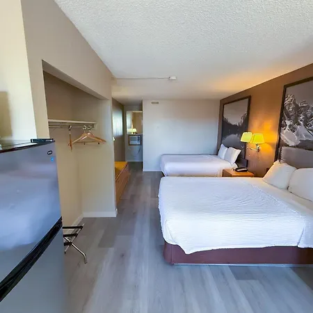 Super 8 By Wyndham Medicine Hat Ab-2