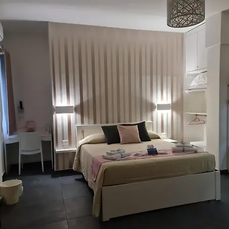 Gaisa Naples - Bed & Breakfast-3