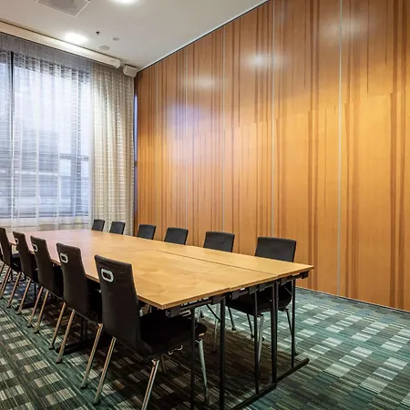Hilton Helsinki Airport-3