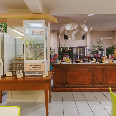 B&B HOTEL Aurillac Le Lioran-3