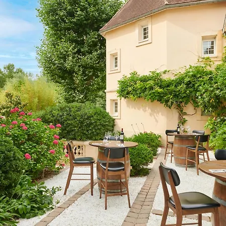 Chateau Hotel Grand Barrail-3