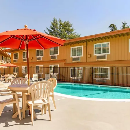 Auburn House Hotel-2