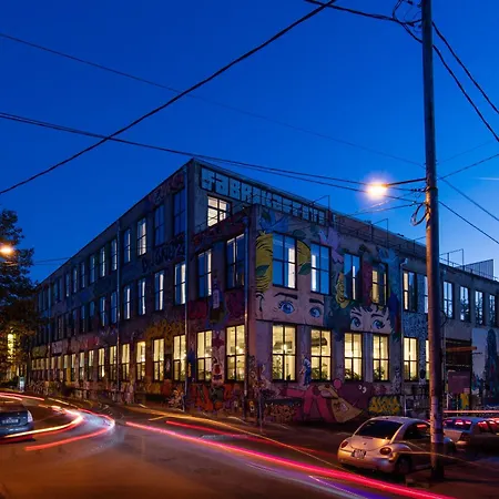 Fabrika Hostel&Suites-3