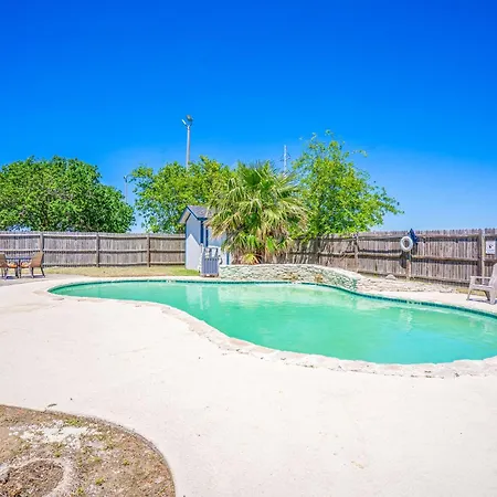 Executive Inn Port Lavaca By Oyo-2