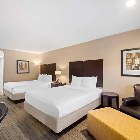 Best Western Cedar Inn-3