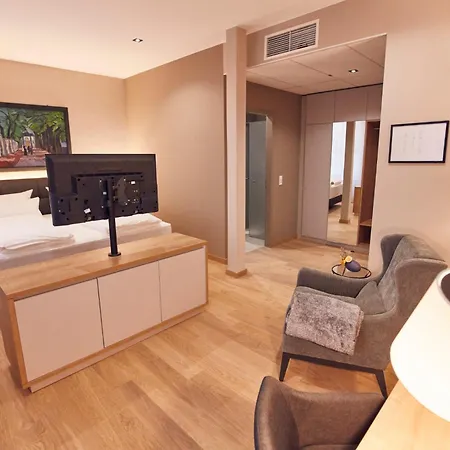 Seehotel Maria Laach-2