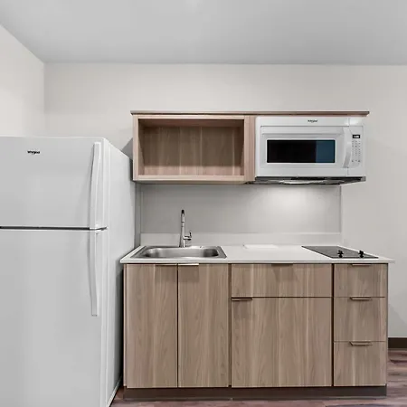 Woodspring Suites Gilbert - Mesa Gateway Airport-2