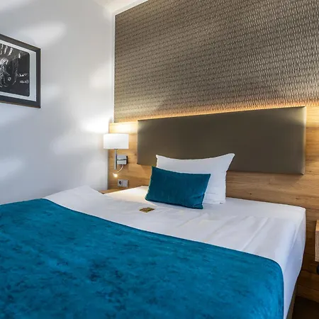 Hotel Logotel-2
