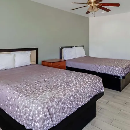 Americas Best Value Inn San Antonio Downtown Riverwalk-2