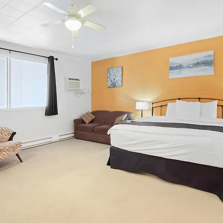 Dauphin Inn Express-2