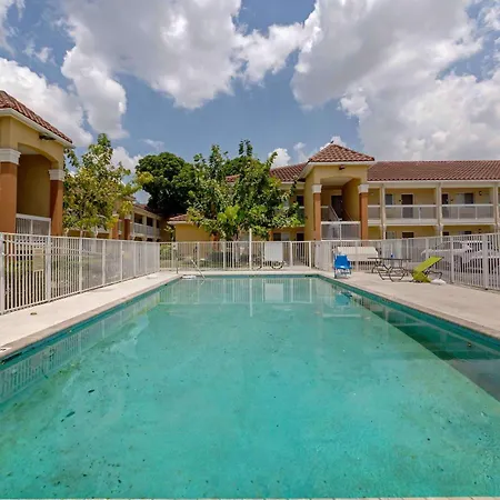 Extended Stay America Suites - Miami - Airport - Doral-2
