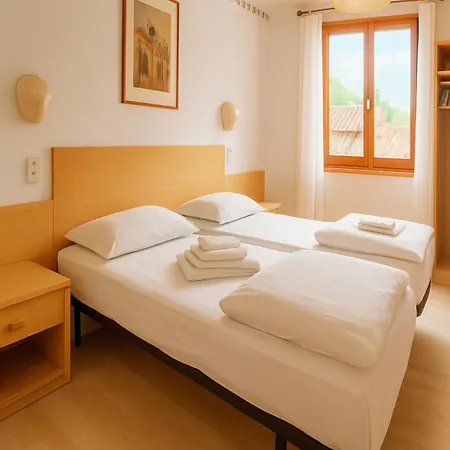 Hotel Modena Old Town-2